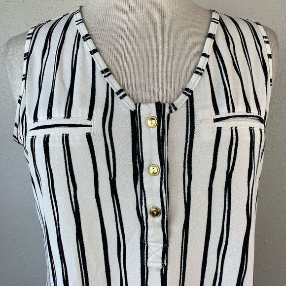 Fifty Street Black and White Striped Button Down Sleeveless Shirt Size M EUC - Picture 3 of 6